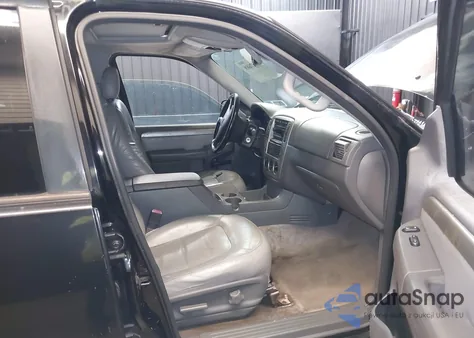 2004 Ford Explorer Xlt из США, поврежденный, VIN 1FMZU63K34UB68835